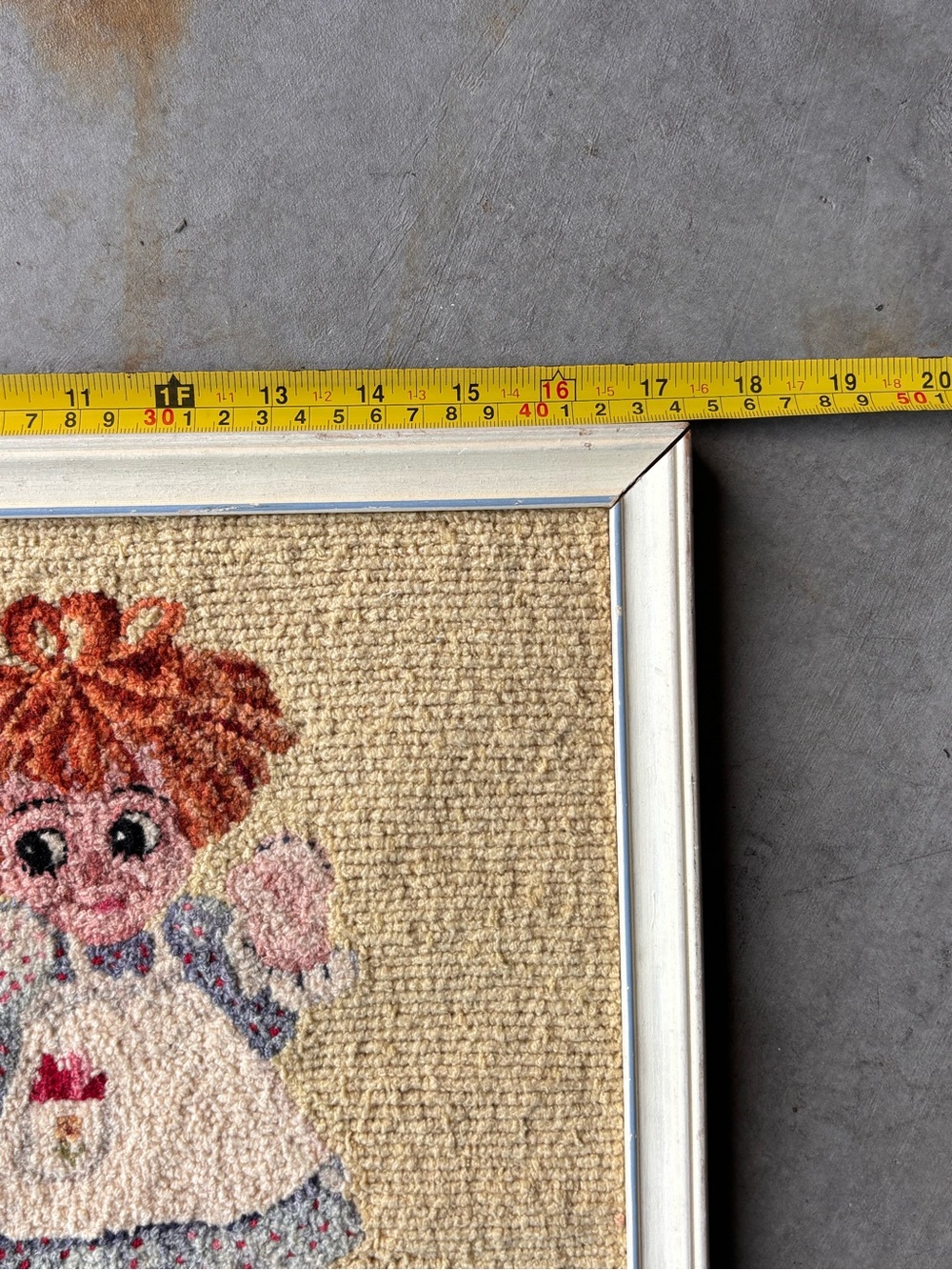 Vintage Raggedy Ann & Andy Needlepoint Wall Art Cottagecore Grannycore Decor - Picture 9 of 10
